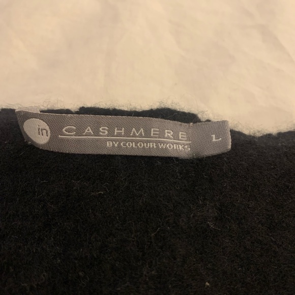 Black cashmere sweater - Picture 2 of 3